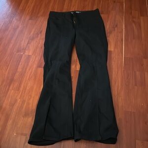 Black bombshell jeans
